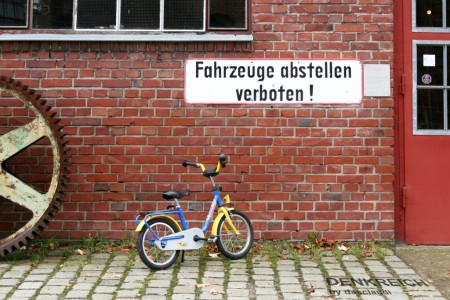 unversichtbar